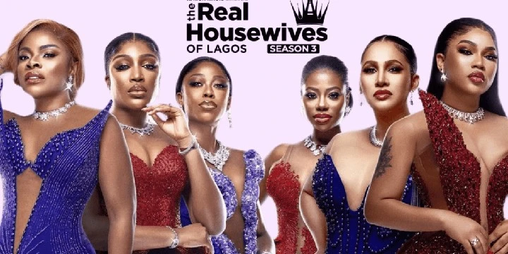 Community,Trending community,New Community,Nigerianphotographer,Career,Nigerianmusic,Movies & TV,Entertainment,Makeupartistinnigeria