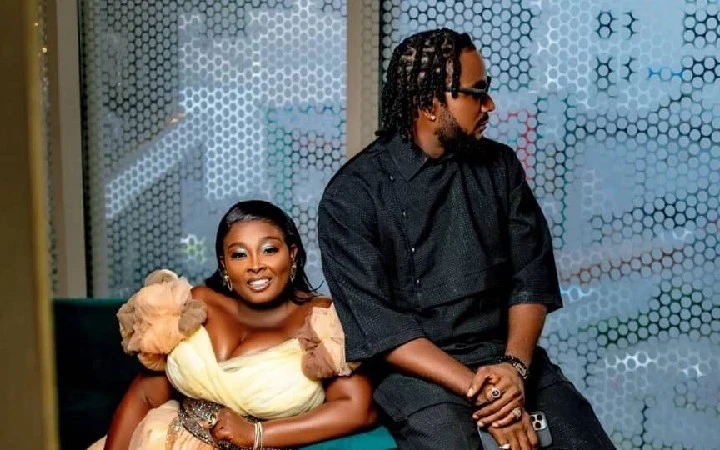 Latest Community,Community,Trending community,New Community,Therapy & Wellness,Nigerianphotographer,Romance & Relationship,Nigerianwedding