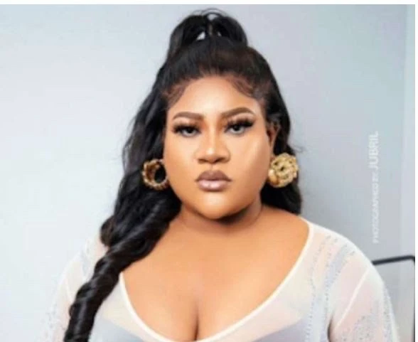 Community,Trending community,New Community,Nigerianphotographer,Career,Nigerianmusic,Movies & TV,Entertainment,Makeupartistinnigeria