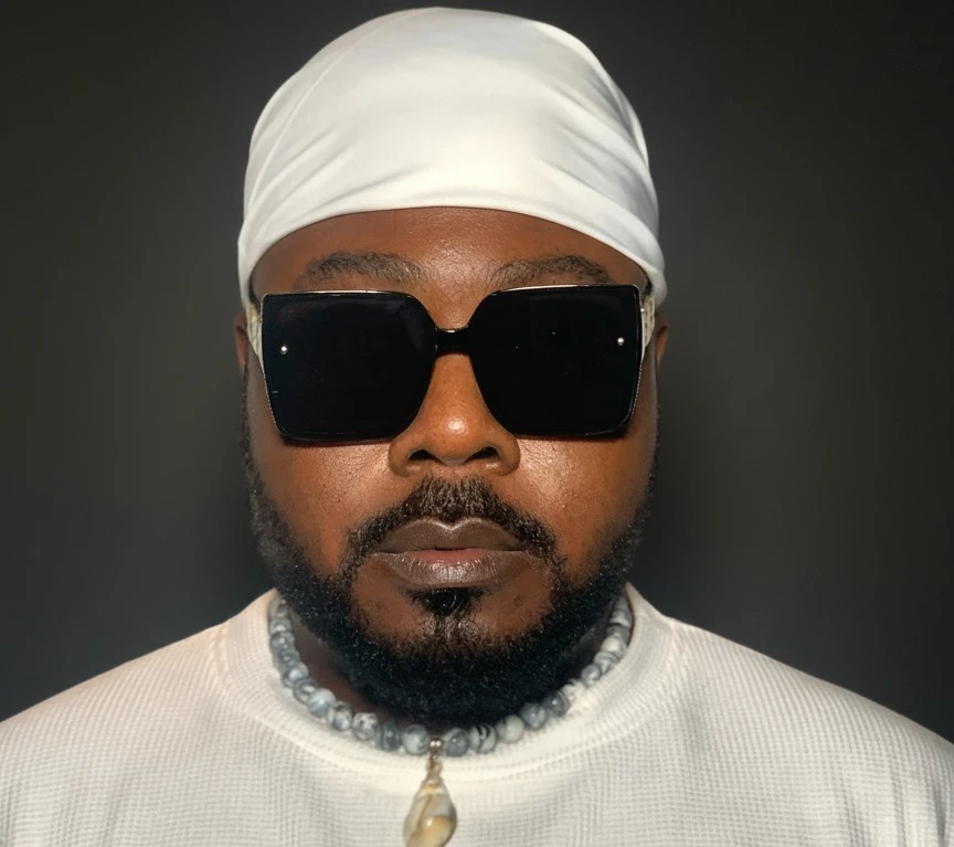 Community,Trending community,New Community,Nigerianphotographer,Career,Nigerianmusic,Movies & TV,Entertainment,Makeupartistinnigeria