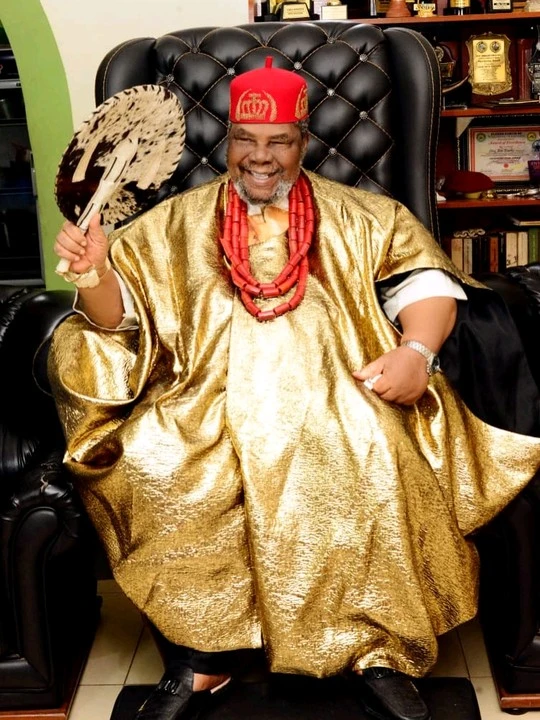 Community,Trending community,New Community,Nigerianphotographer,Career,Nigerianmusic,Movies & TV,Entertainment,Makeupartistinnigeria