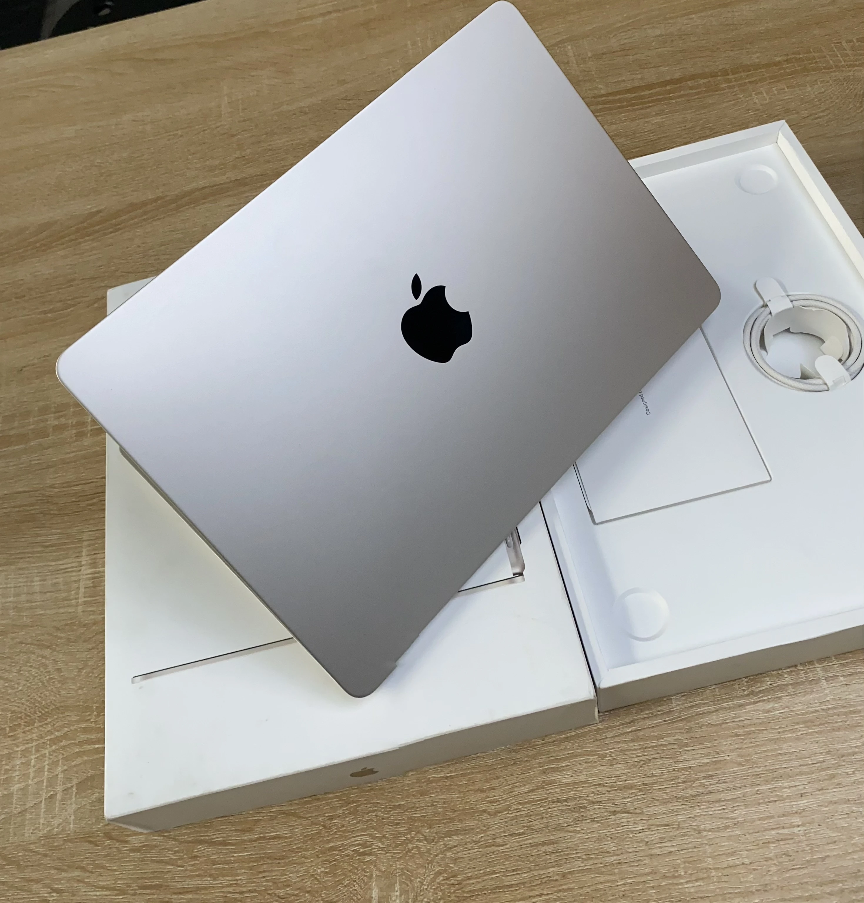 MacBook Air 13" M3 16Gb 512Gb