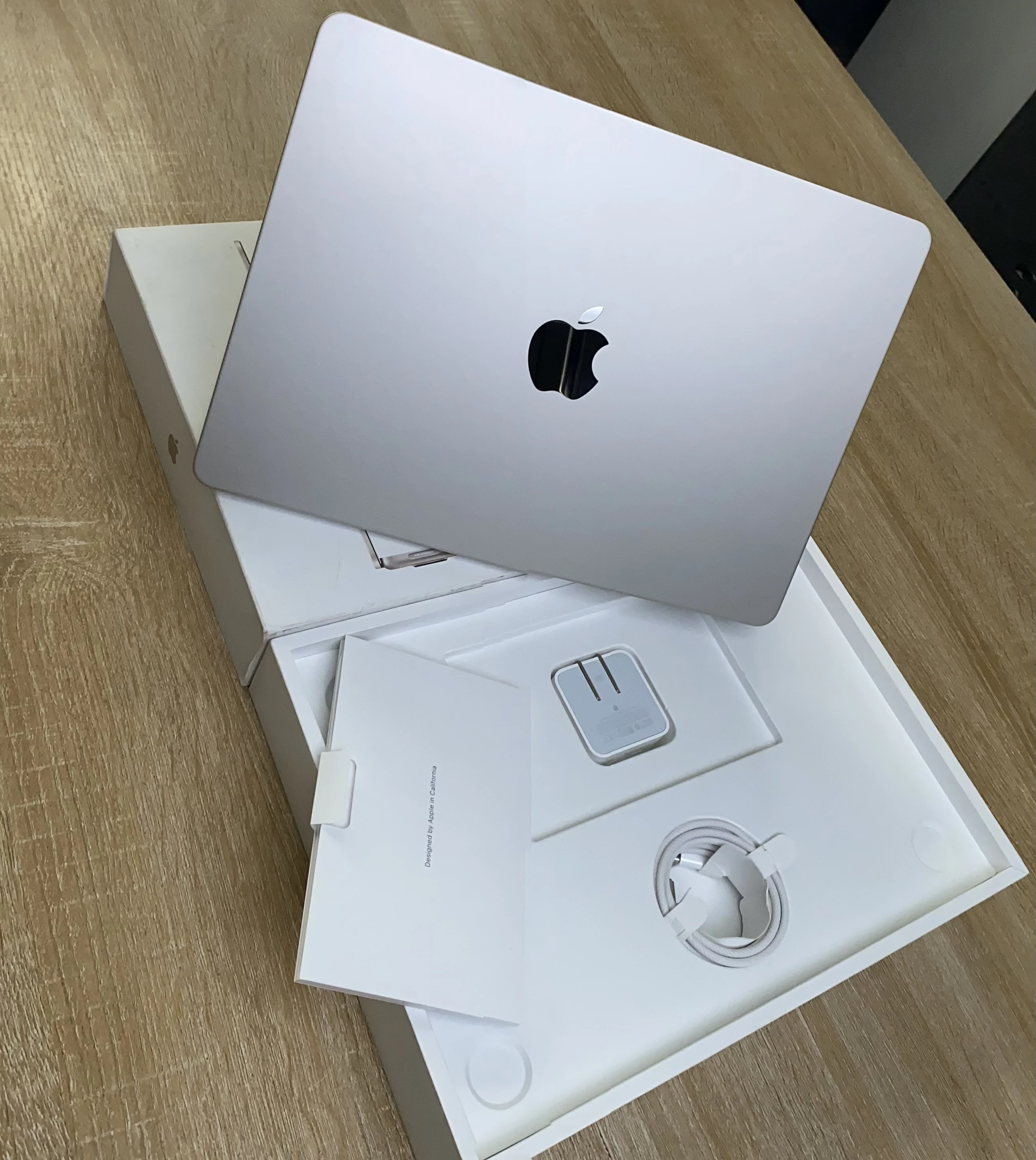 MacBook Air 13" M3 16Gb 512Gb