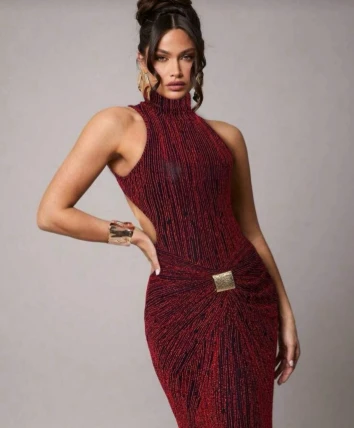 Stylish Detailed Brooch Dress