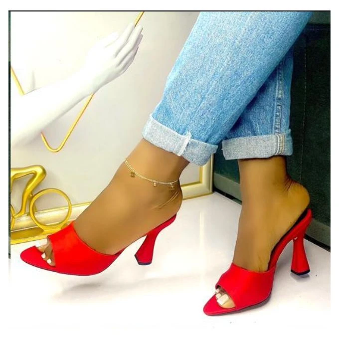 Ladies Low Heel Slippers