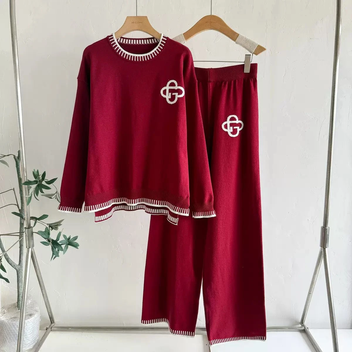 G Monogram Embroidered Burgundy Knit Jumper