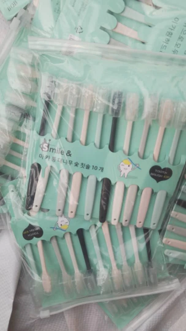 10PCS/SET MACARON SOFT BRISTLES KIDDIES' TOOTHBRUSH WITH PROTECTIVE COVERS (For ages 0-3years)