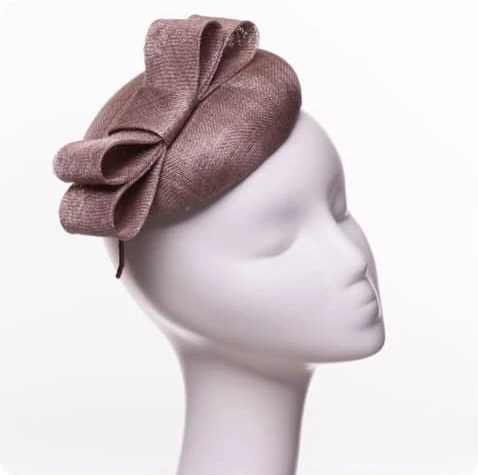 FASCINATOR/HEADPIECE