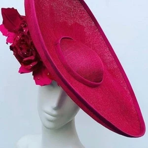 FASCINATOR/HEADPIECE