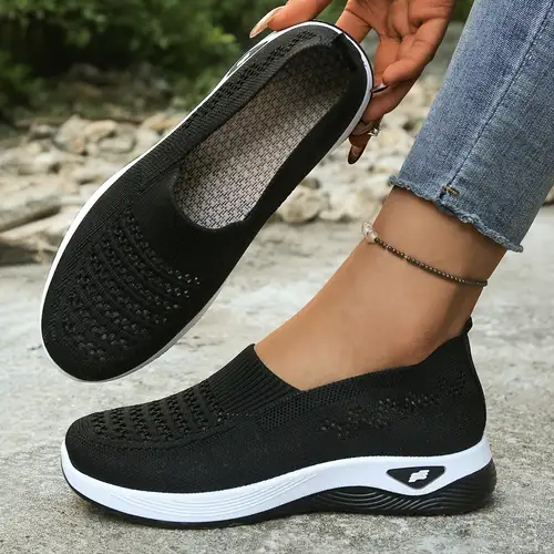 Ladies Nonslip Soft Sole Shoe Red