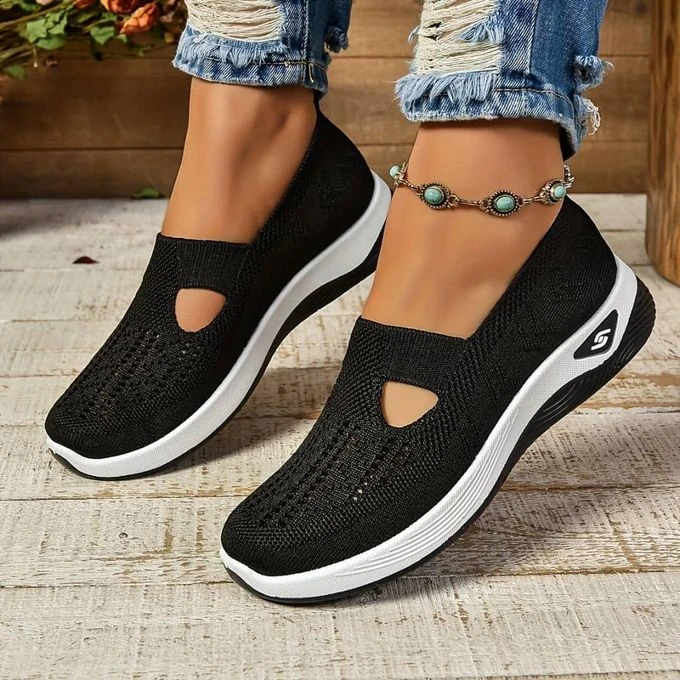 Ladies Nonslip Soft Sole Shoe Red