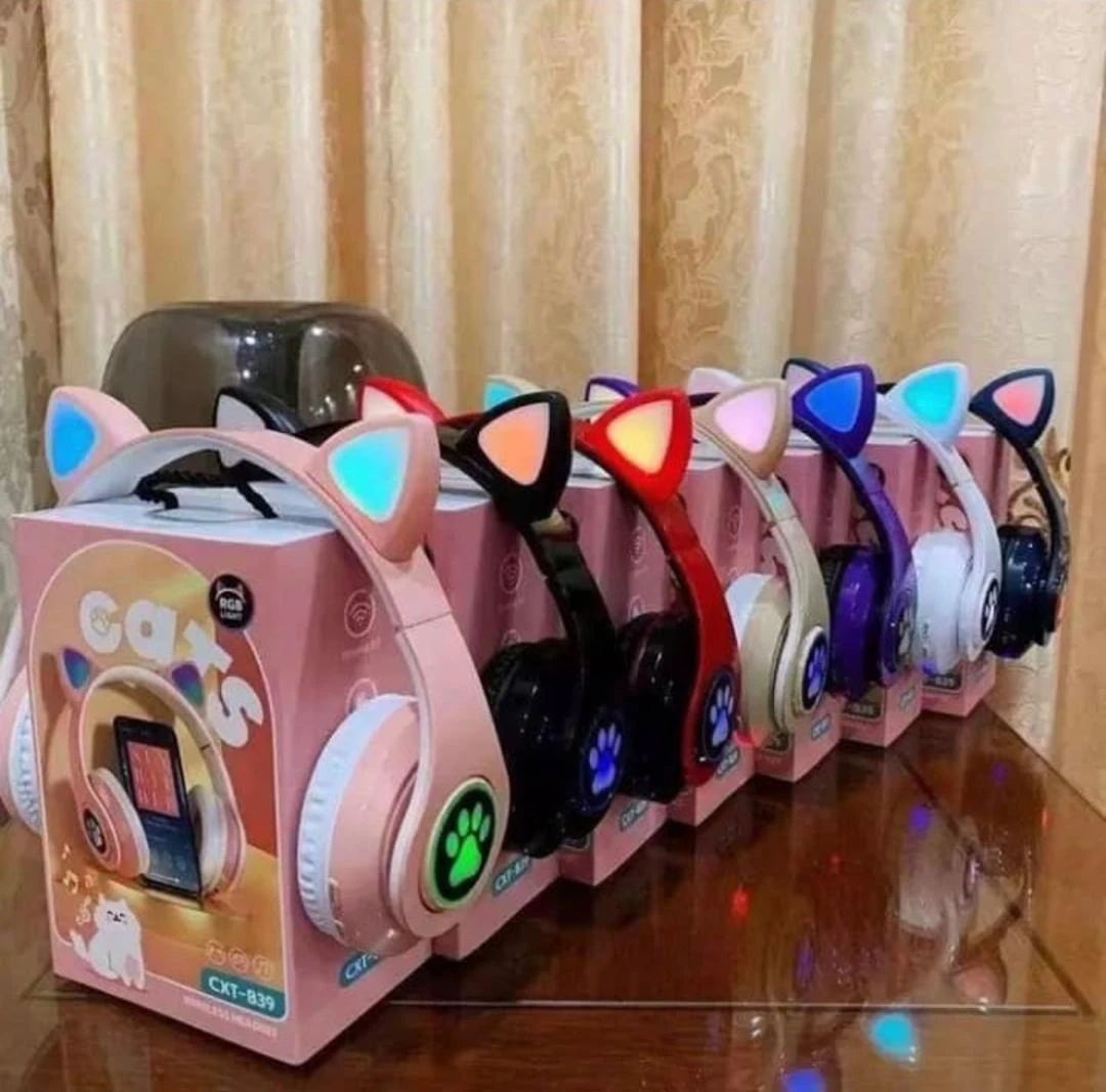 Cute Cat Wireless  Headphone