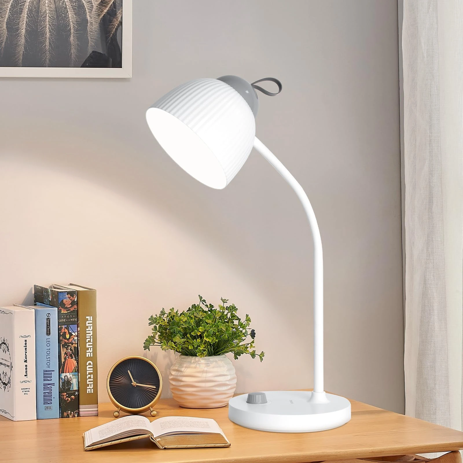 Weidasi Adjustable Brightness Eye-Caring Rechargeable Warm LED Lamp Knob Switch Control WD-6075 Bed Side Reading Lamp