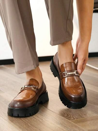 Horseshoe Buckle Slip-On Loafers with Thick Sole and Wide Toe Box, Low-Top Men's Shoes